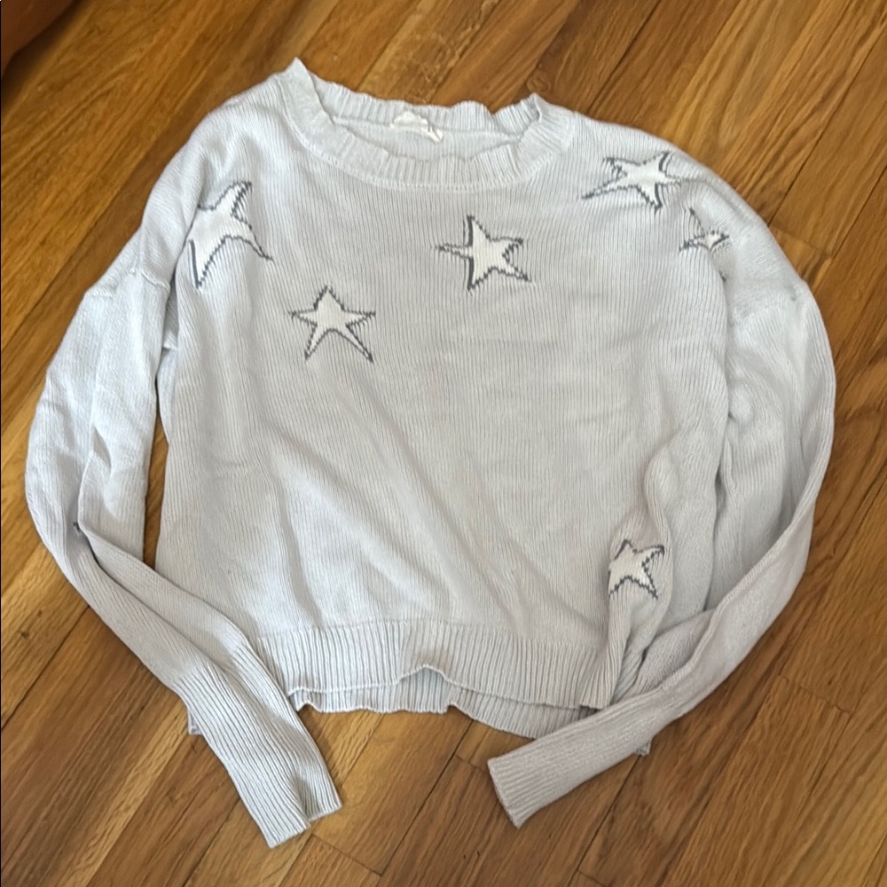 Gray Crew Neck Sweater with Star Design